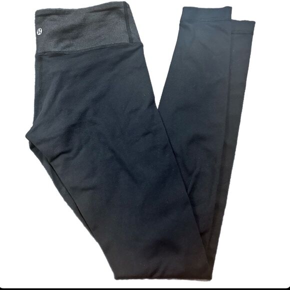 Lululemon Black Leggings Size 4 30” Inseam *Small flaws* Shiny Waistband - Picture 1 of 16